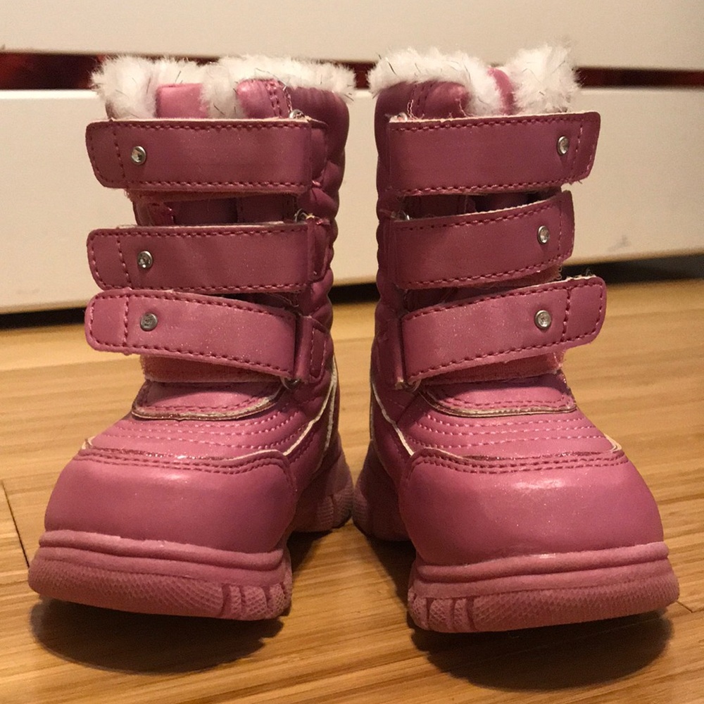 Baby snow boots